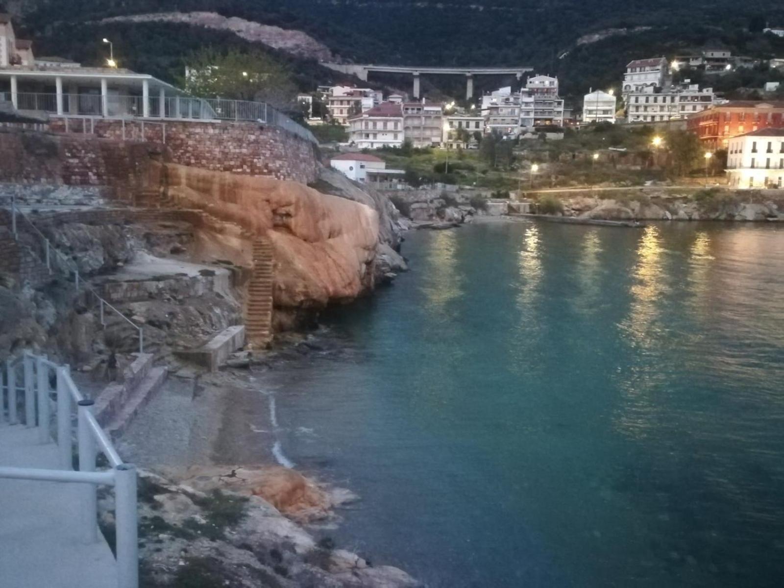 Modern Studio By The Sea Loutra Edipsou  Buitenkant foto