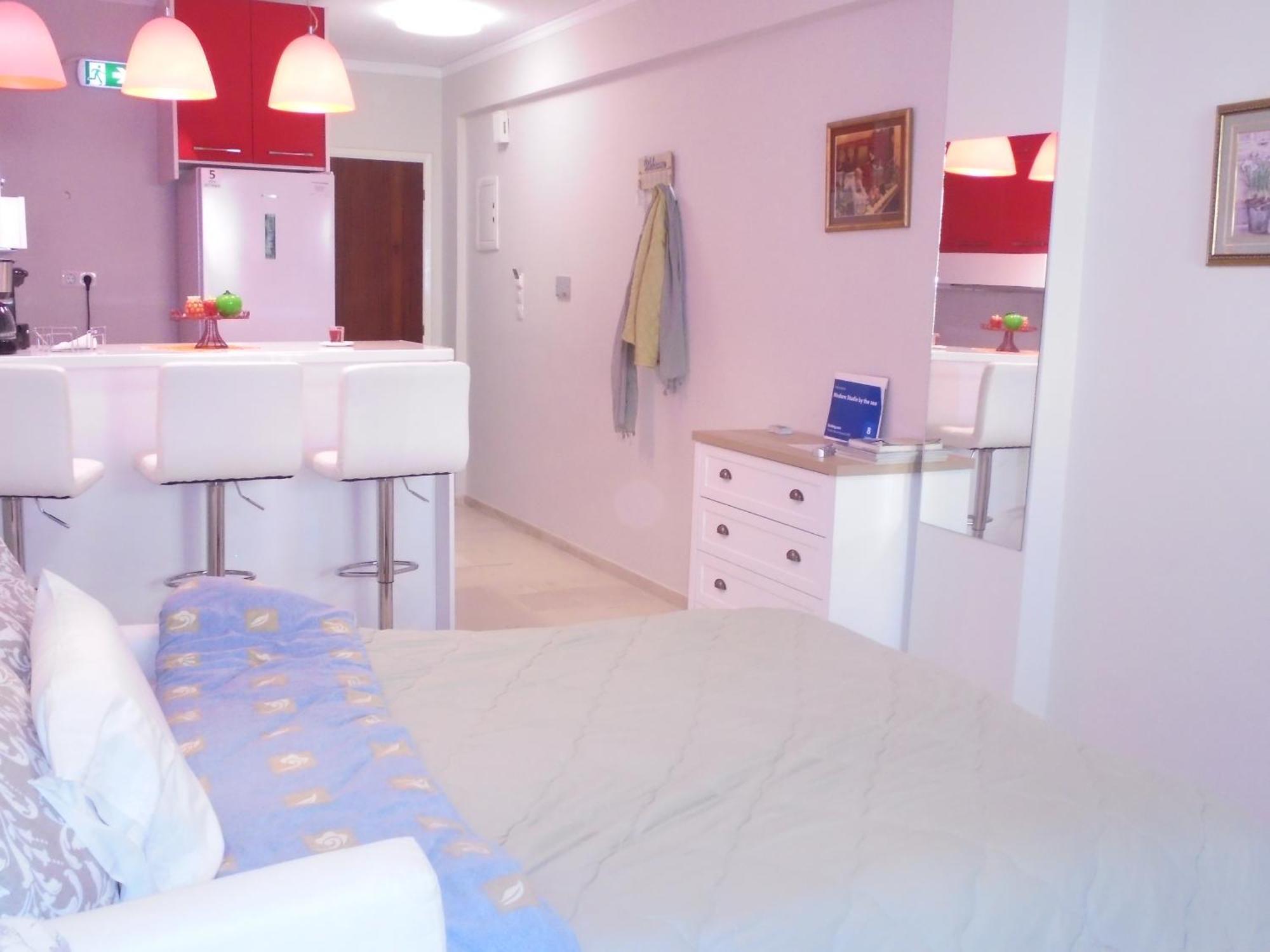 Modern Studio By The Sea Loutra Edipsou  Buitenkant foto